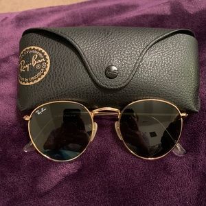 RayBan Round Metal Sunglasses RB3447